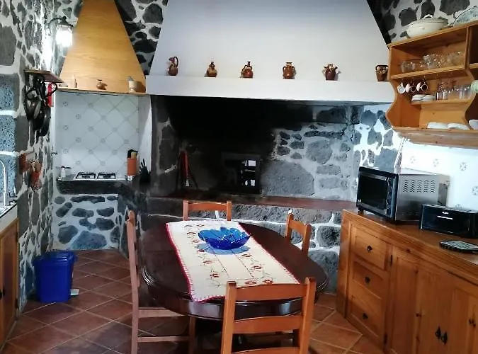 Casa Do Bernardo Dom wakacyjny Feiteira